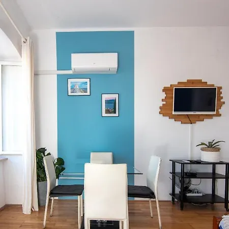 Apartman Eta Apartment *